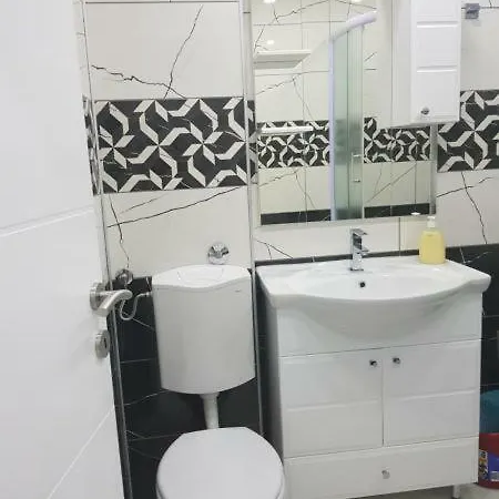Lux Apartman Lägenhet Tuzla